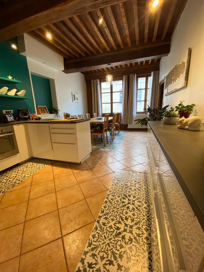 Vaste Appartement Centre Historique De โดล ภายนอก รูปภาพ