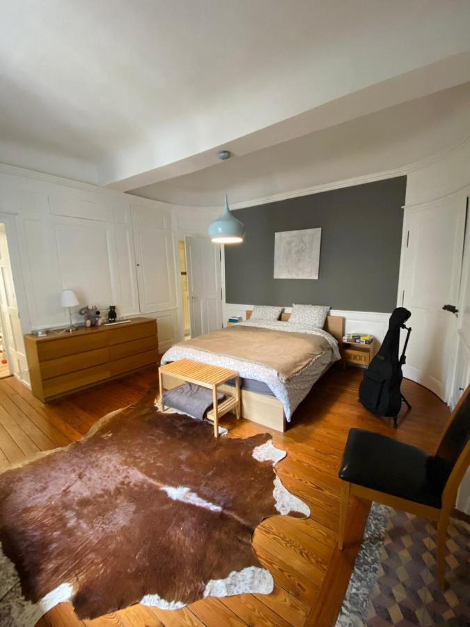 Vaste Appartement Centre Historique De โดล ภายนอก รูปภาพ